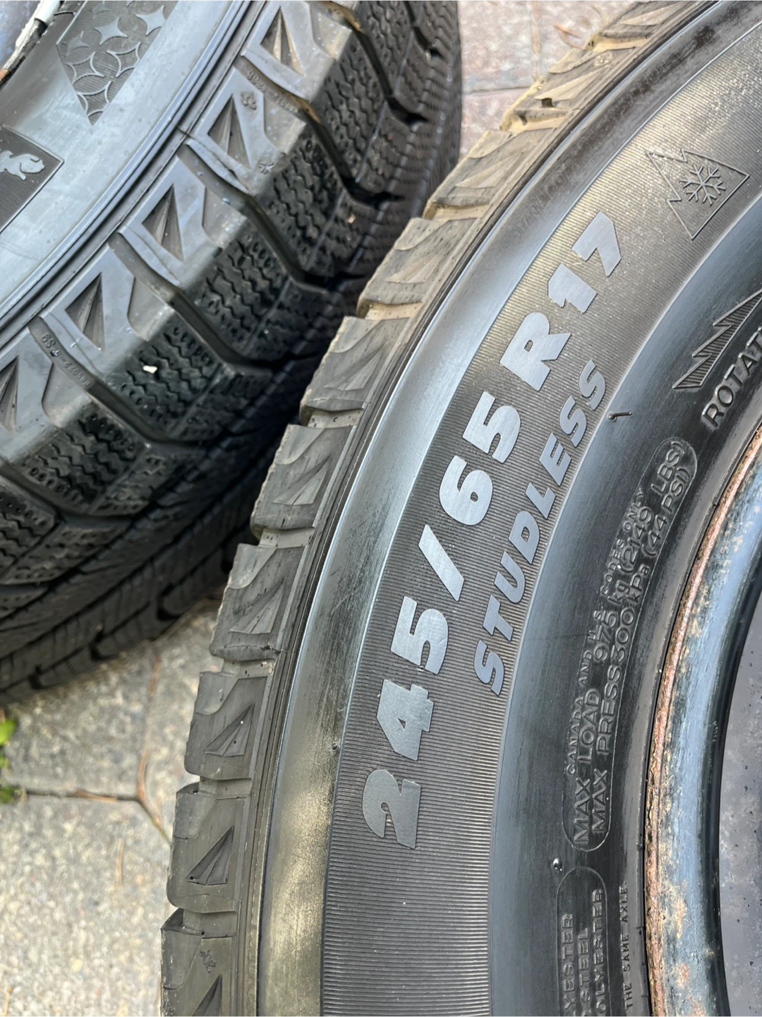 Michelin Tires + rims(17) 5x114.3 - photo 3