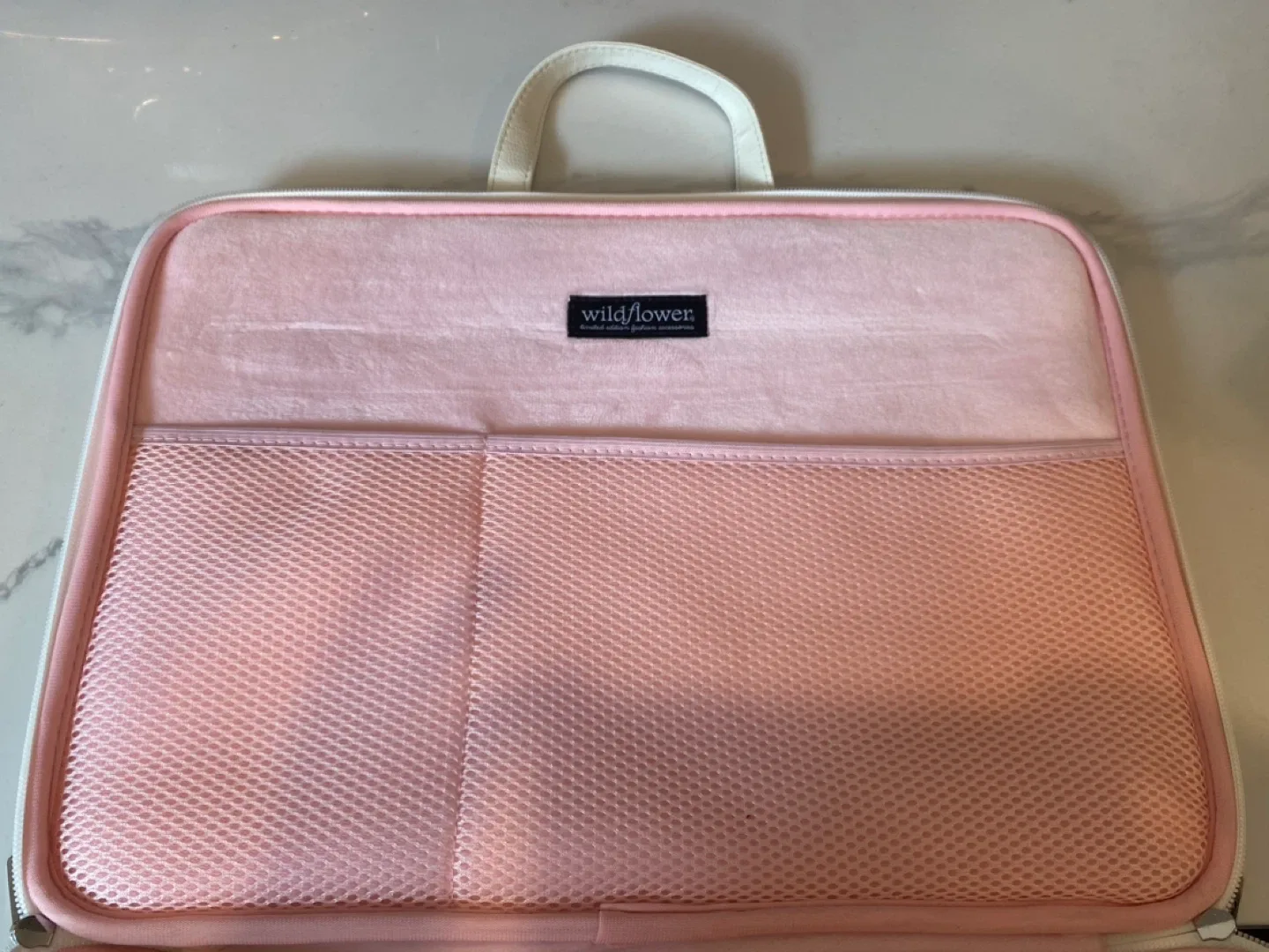 Wildflower Sage Pink Laptop Case 16” image indicator(2)