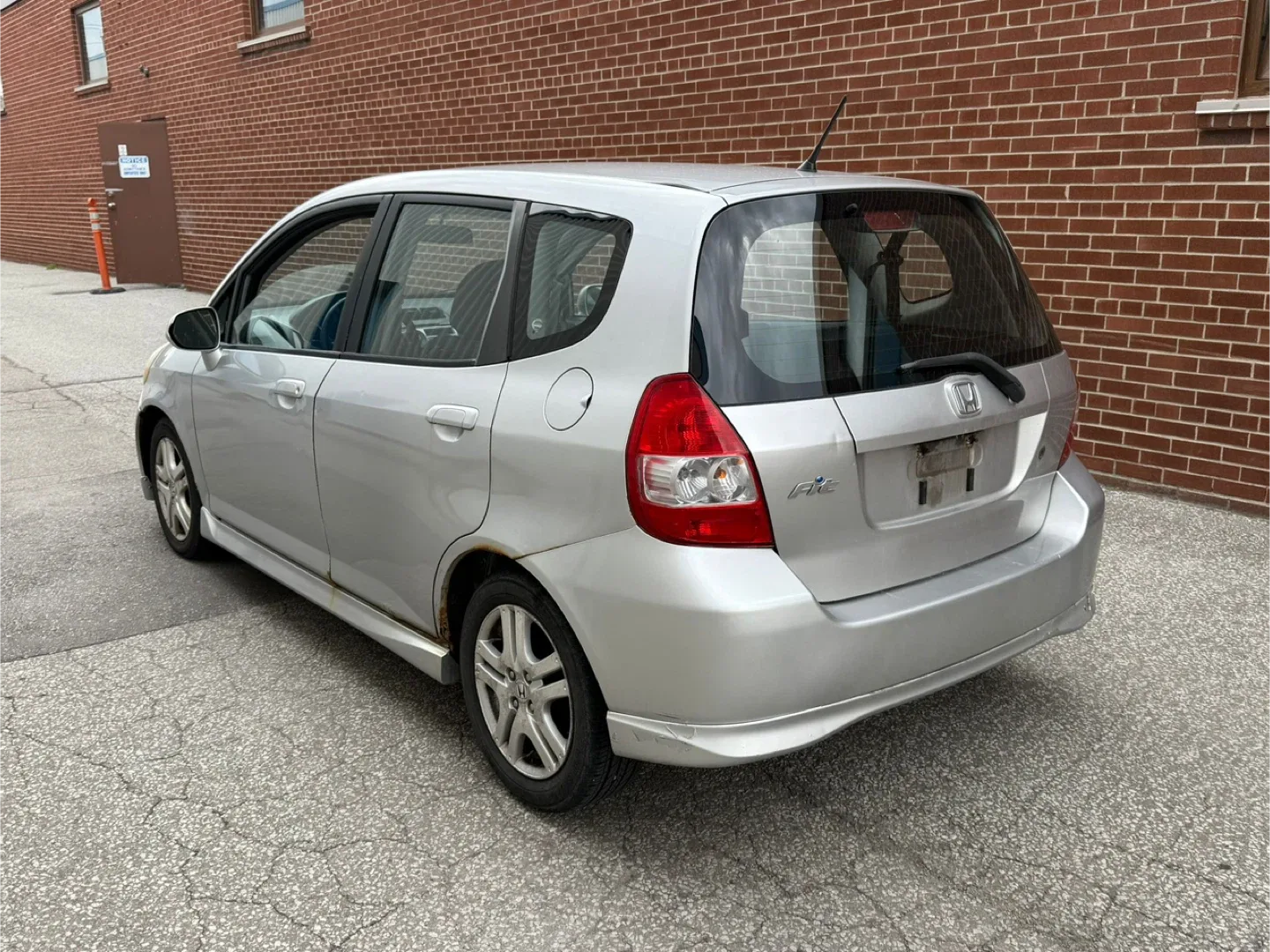 Honda Fit - Silver Hatchback