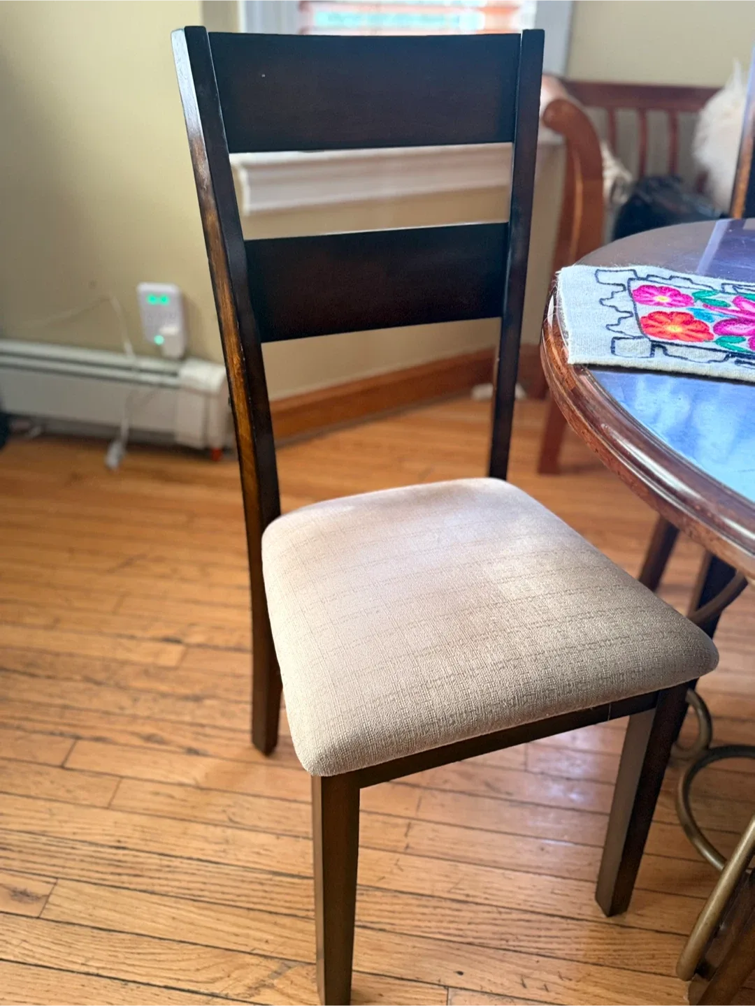 6-Piece Dining Set w/ Extension image indicator(2)