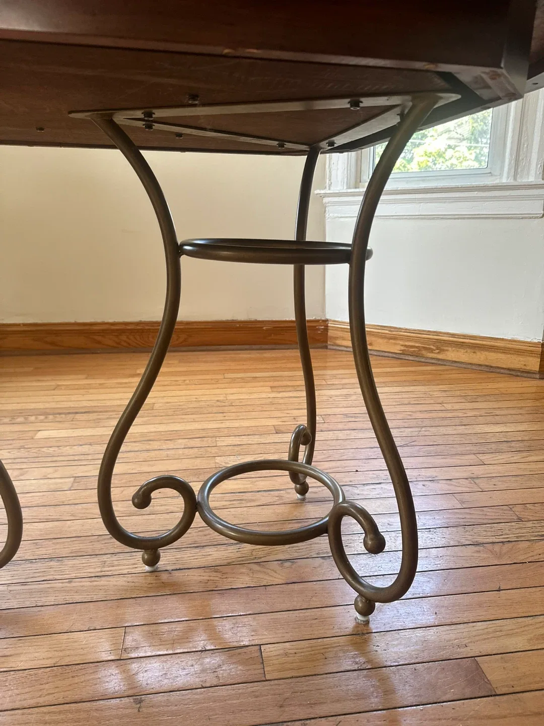 6-Piece Dining Set w/ Extension image indicator(5)