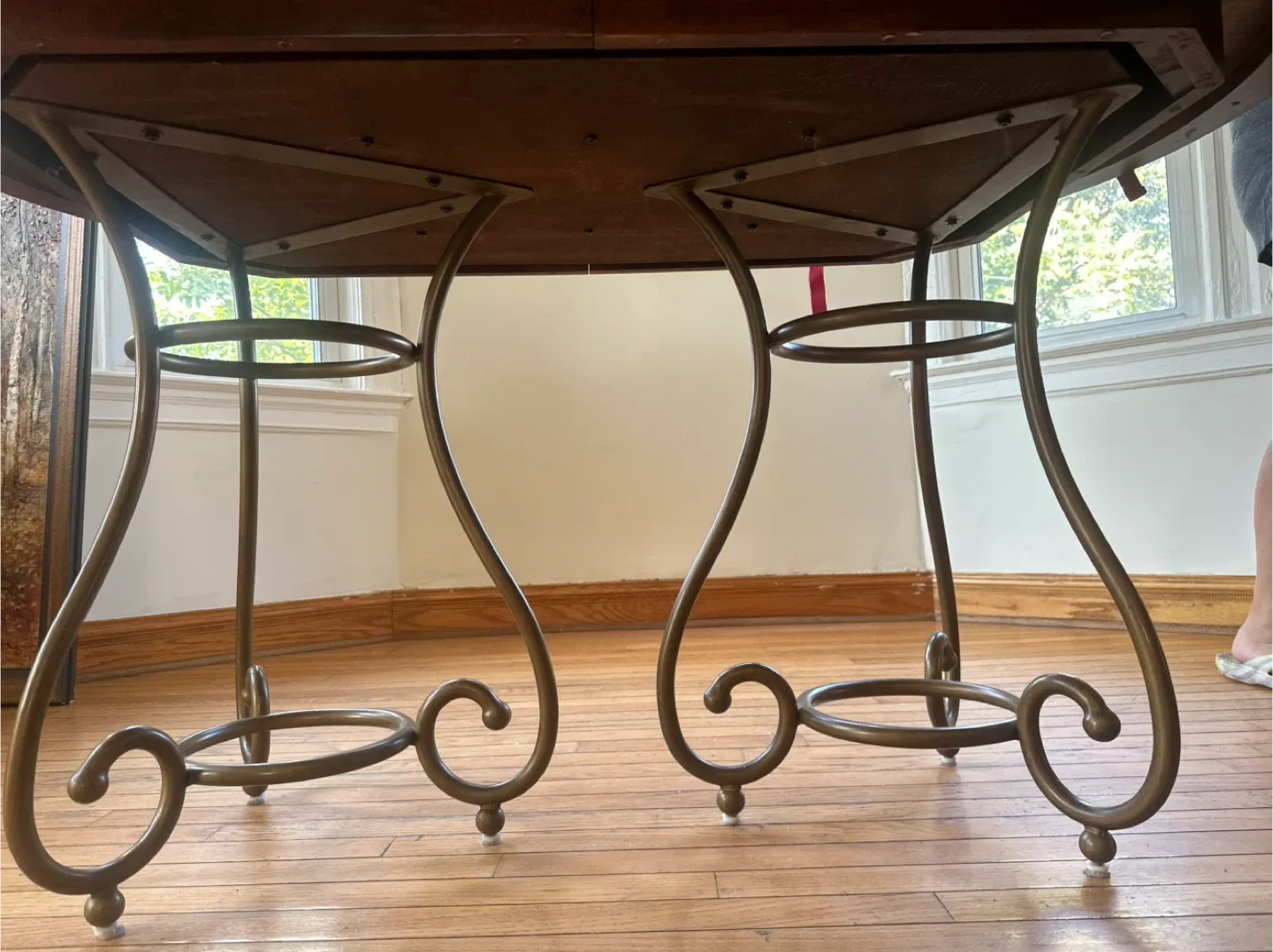 6-Piece Dining Set w/ Extension image indicator(7)