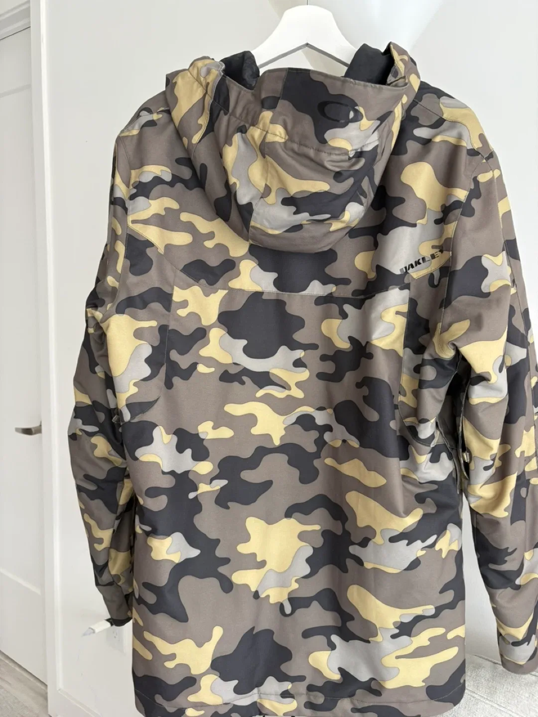 Oakley Camo Jacket - Size M/M image indicator(6)