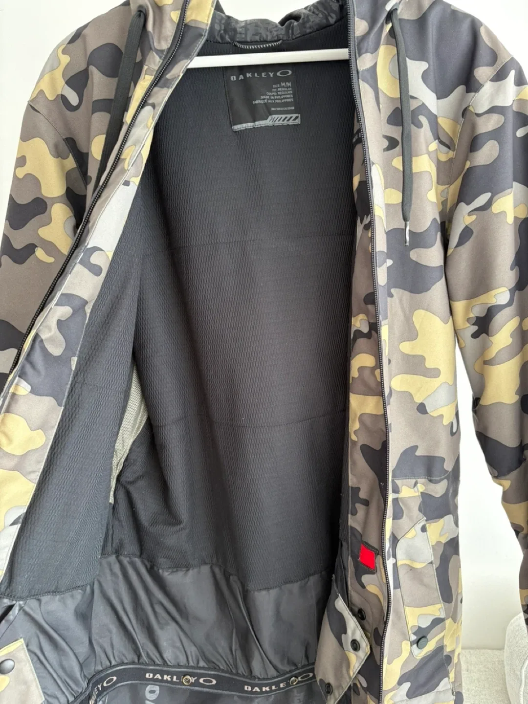 Oakley Camo Jacket - Size M/M image indicator(2)