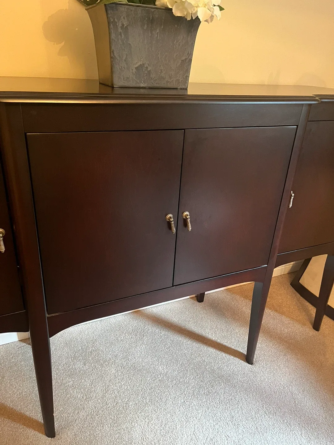 Classic Dark Wood Sideboard Cabinet image indicator(8)