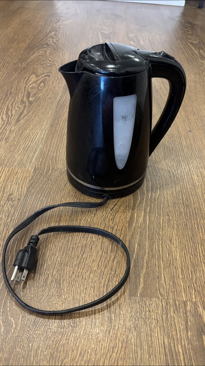 Black Electric Kettle - 1.7L Capacity
