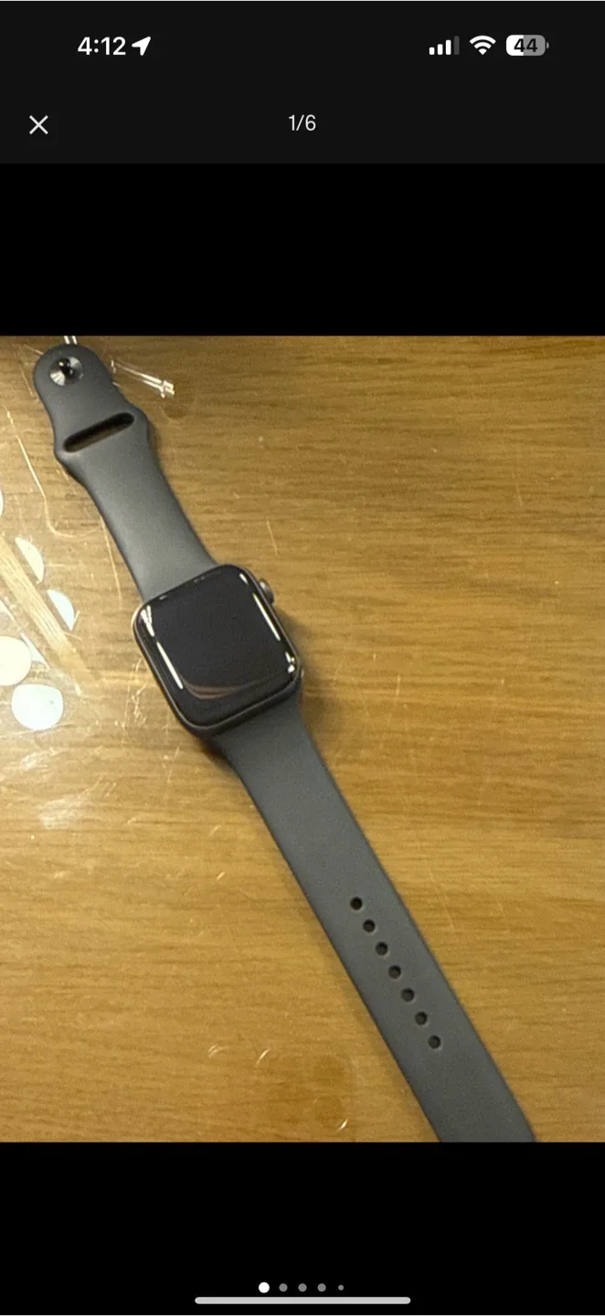Apple Watch SE 44mm with GPS image indicator(2)