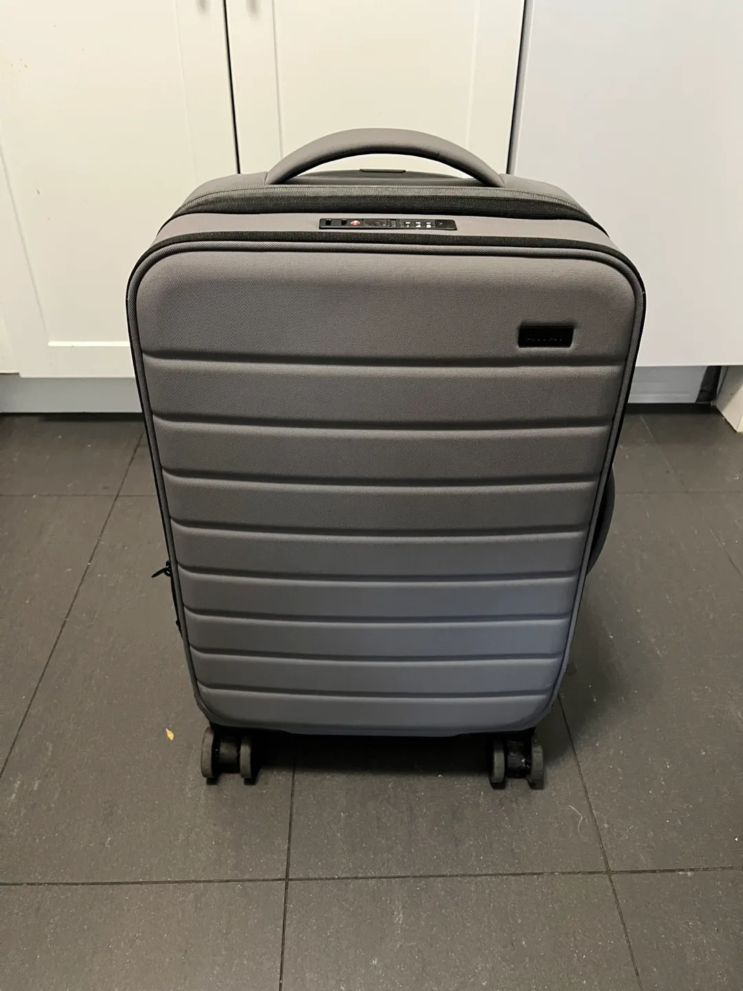 Away Carry-On Suitcase - Grey thumbnail