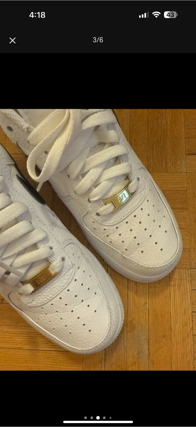 Nike Air Force 1 White Sneakers image indicator(3)