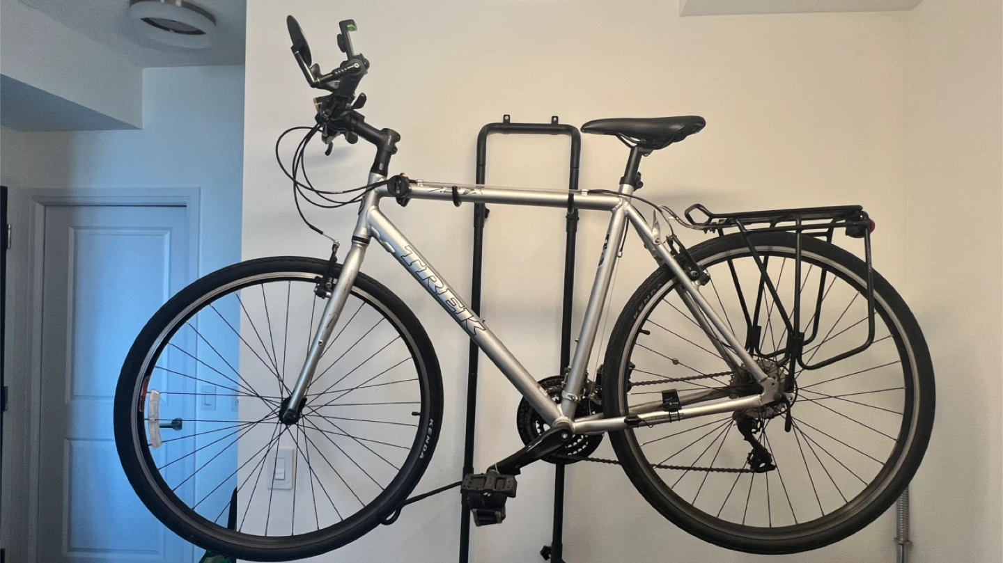 TREK Hybrid Bike - Silver