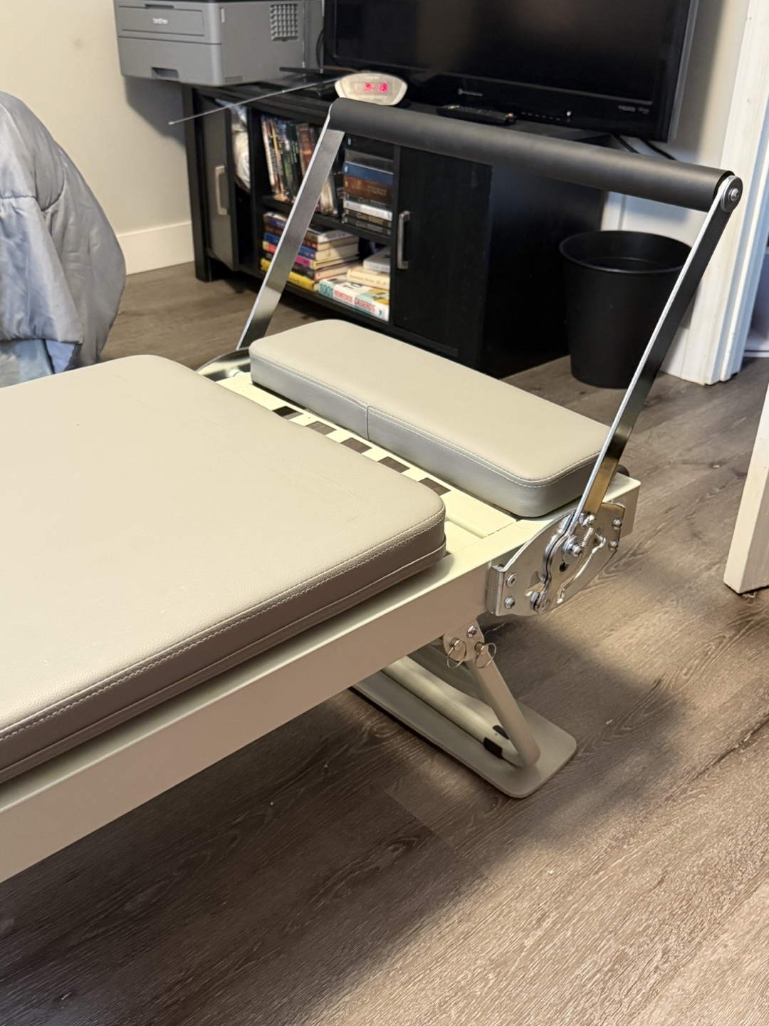 Pilates Reformer Machine - photo 4