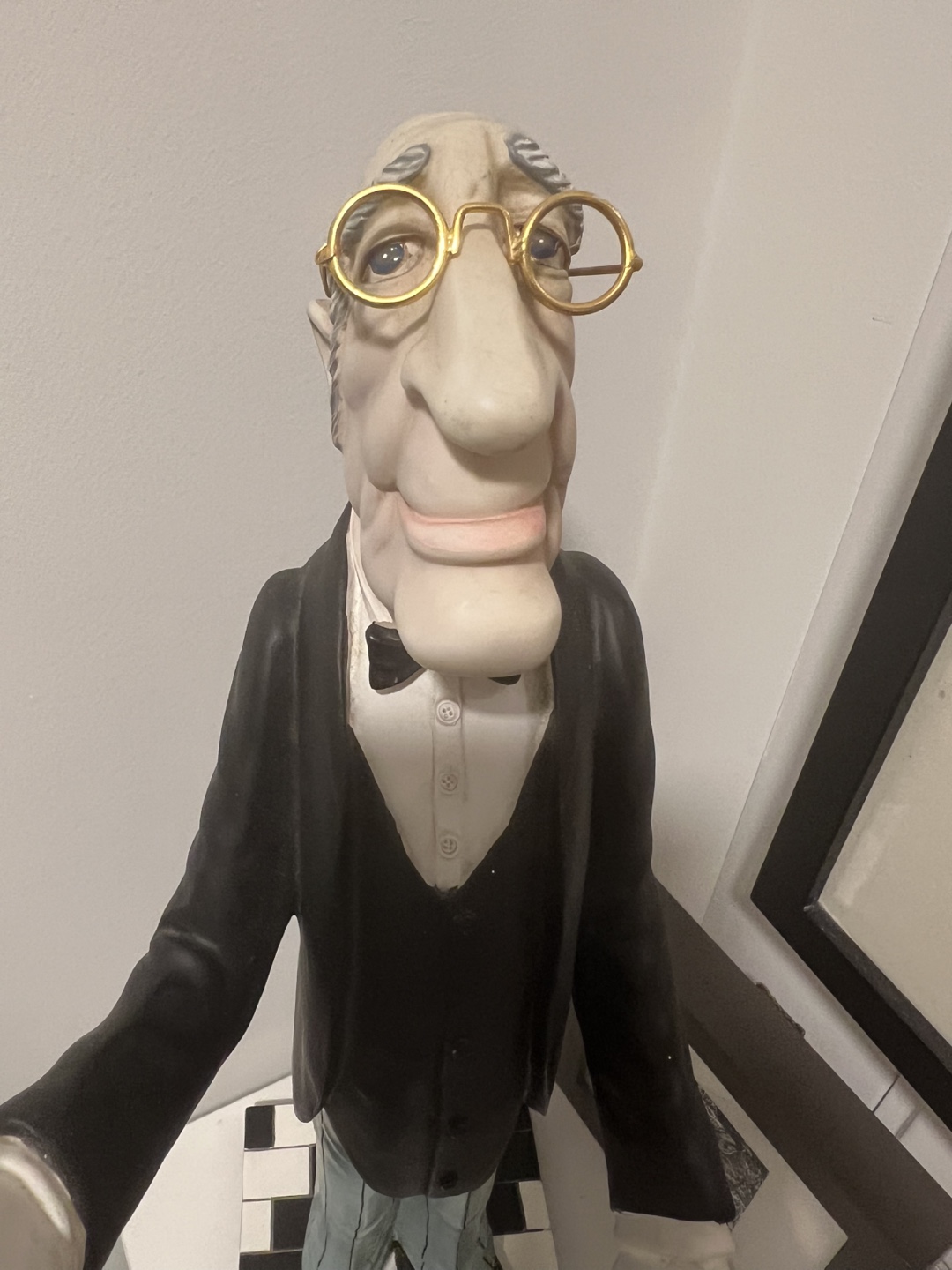 Bombay company Butler Figurine Statue - photo 2