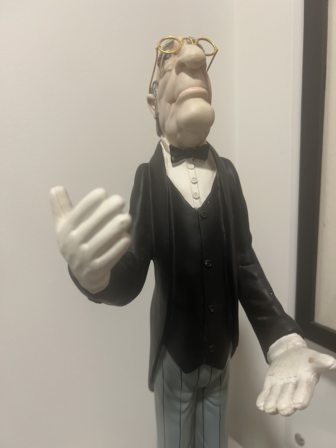 Bombay company Butler Figurine Statue - photo 5