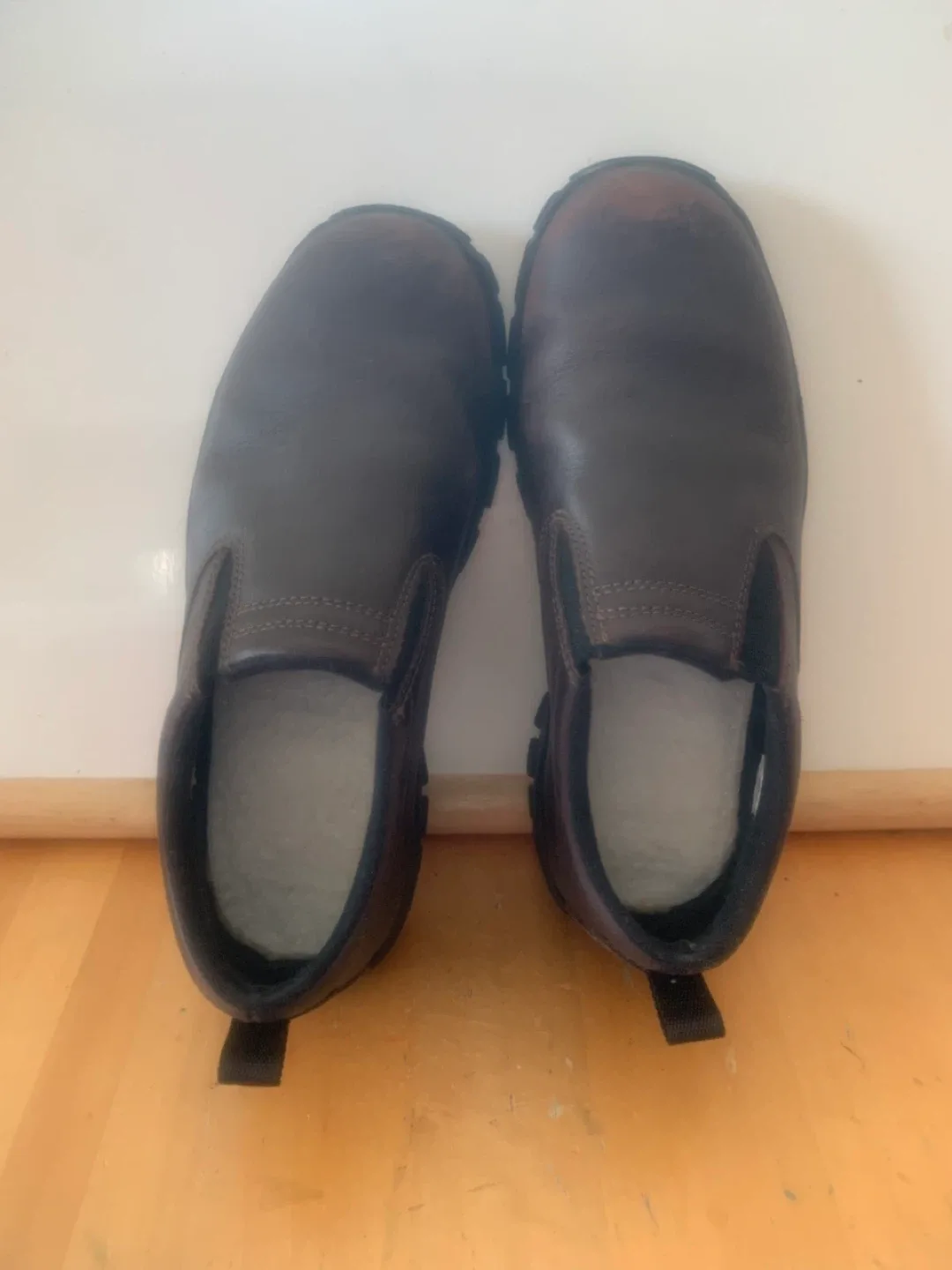 Lands' End Women’s Brown Leather Slip-On Shoes thumbnail