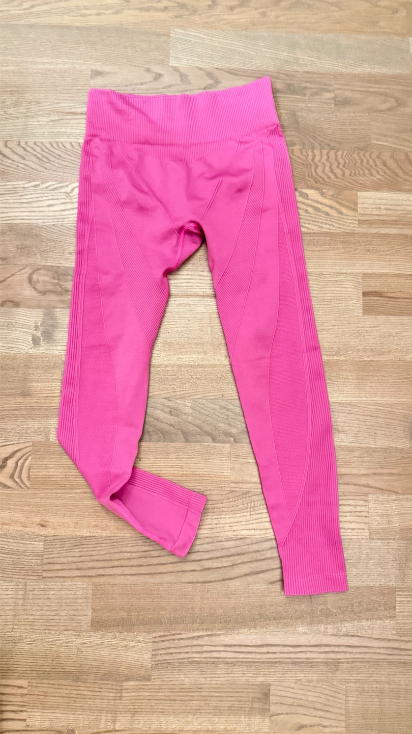 New Muserasport Dark Pink Leggings