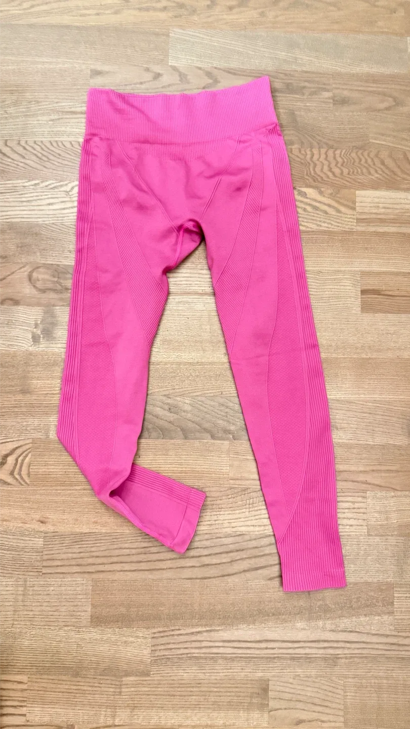New Muserasport Dark Pink Leggings thumbnail