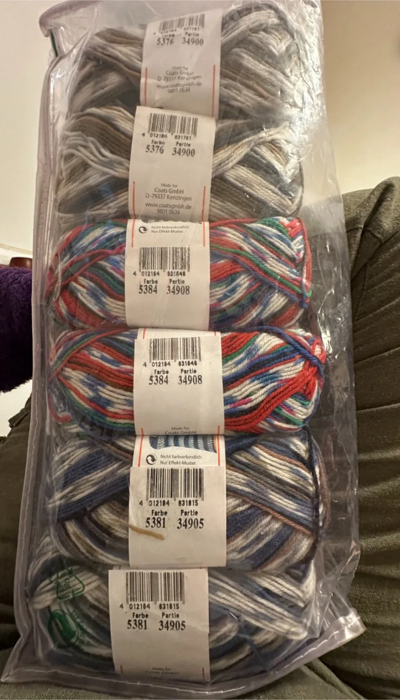 Regia Kreativ Yarn - 6 skeins 🥕 thumbnail