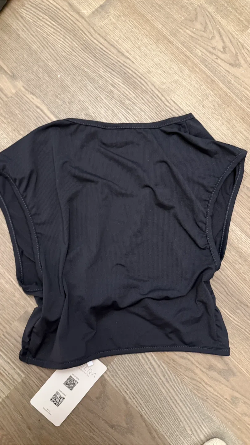 New with Tags Musera Black Twist Front Top - Size S image indicator(7)