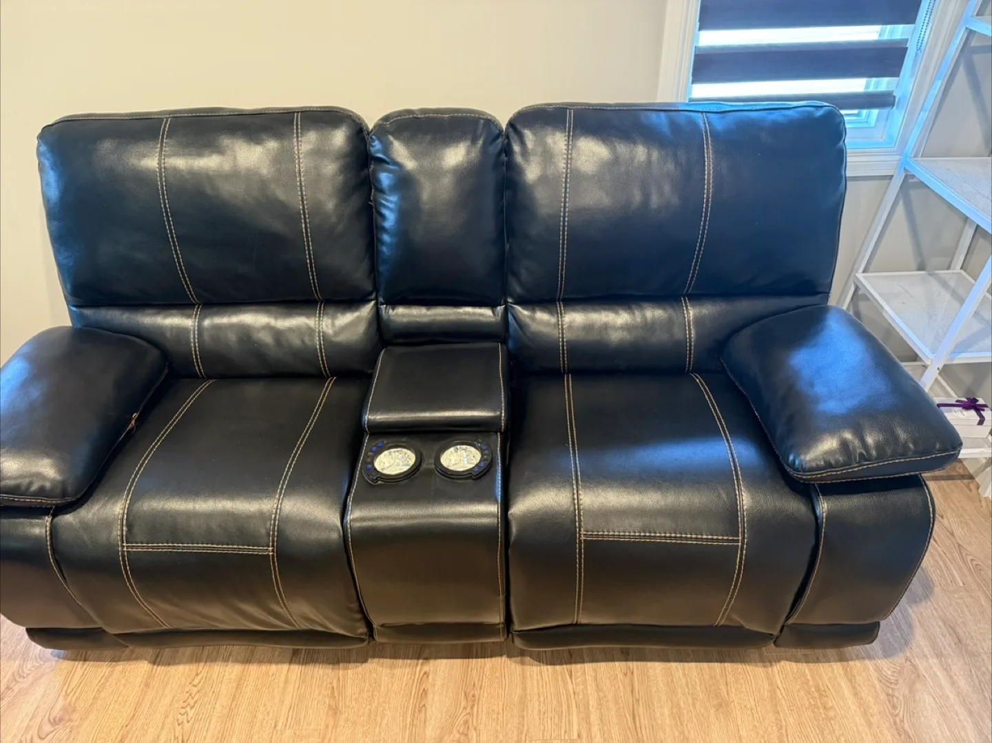 Two Seater Recliner-Power image indicator(5)