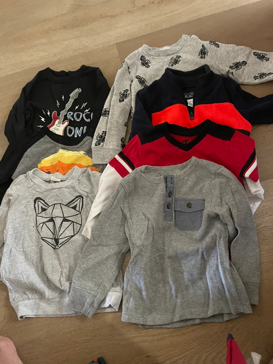 7 Long sleeve 2T shirts thumbnail