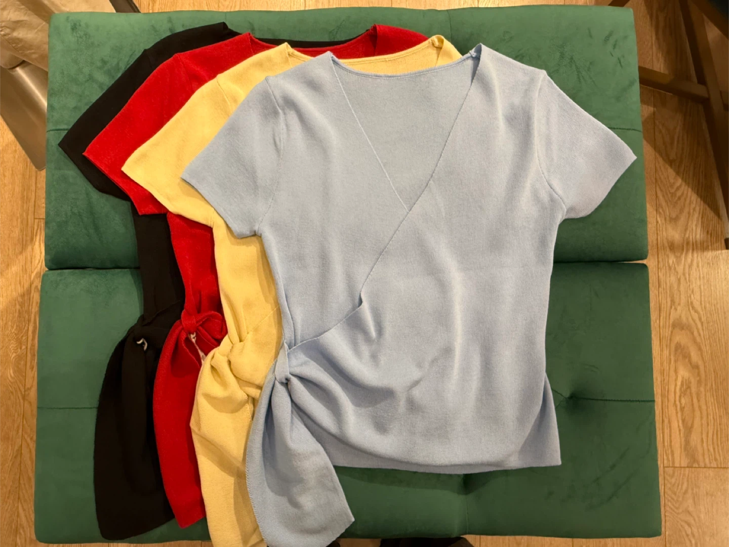 V Neck Tie Front T-Shirt - photo 3