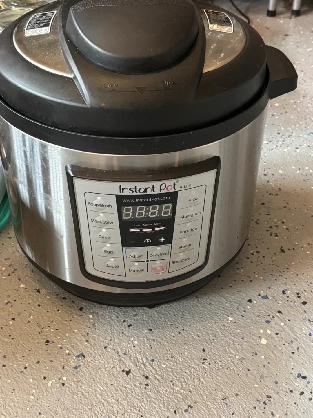 Instant Pot IP-LUX