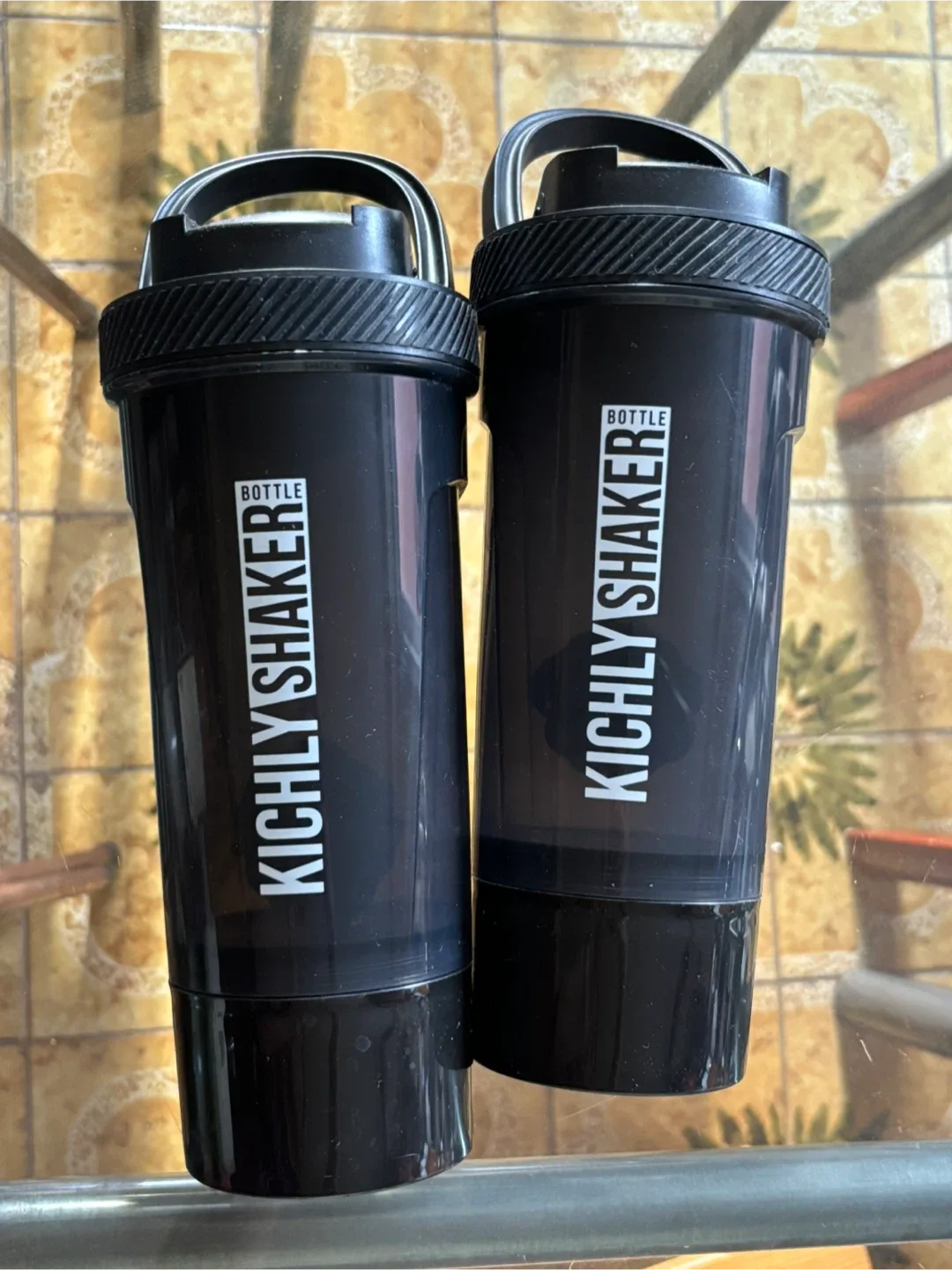 2 Protein Shaker Bottles thumbnail