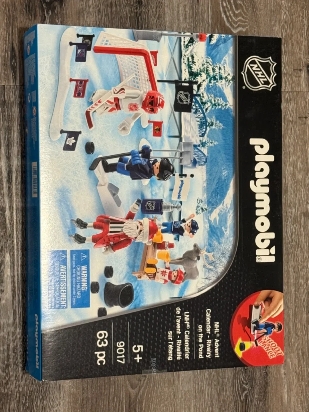 Playmobil NHL Advent Calendar - Rivalry on the Pond 9017 thumbnail