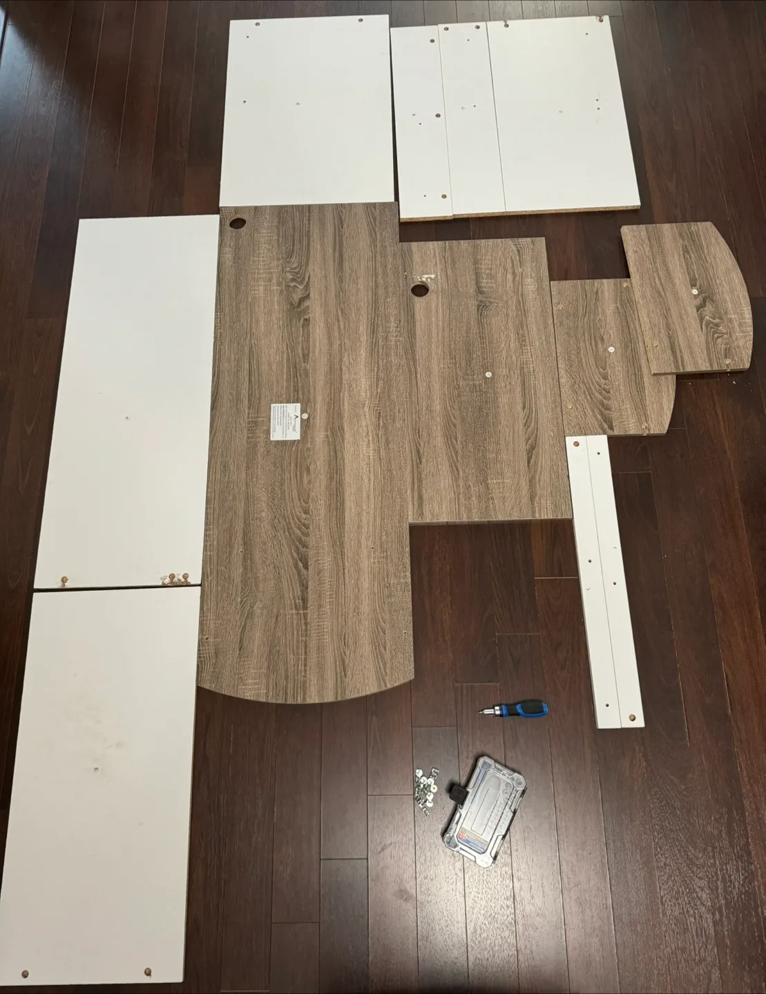 L-Shaped Desk - Must Go Today!! 🥕 thumbnail