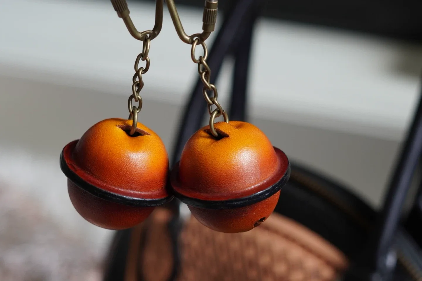 Handmade Leather Bell Keychain image indicator(3)