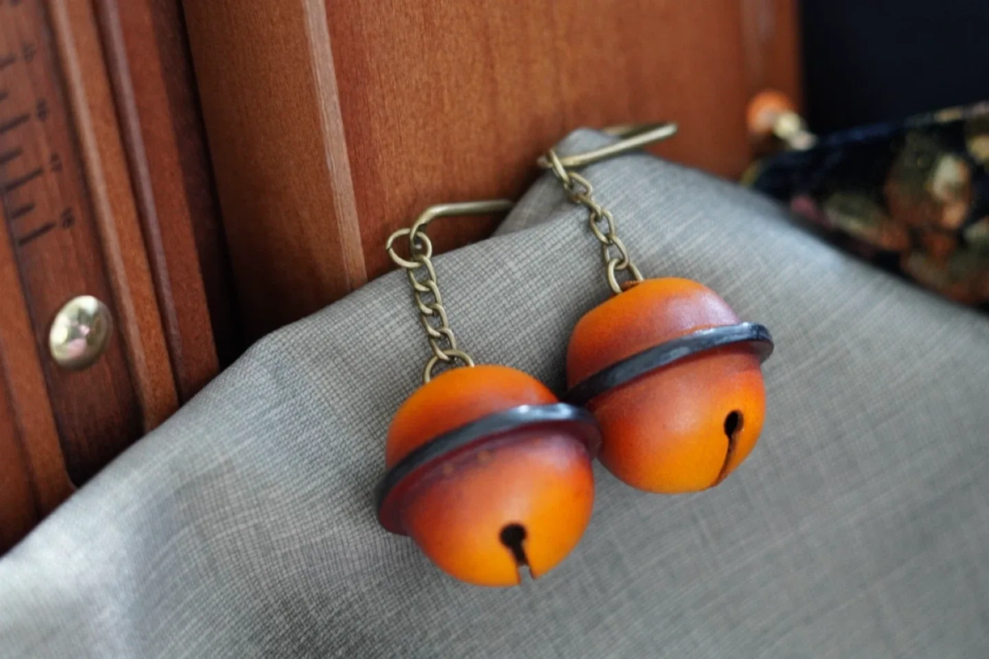 Handmade Leather Bell Keychain image indicator(8)