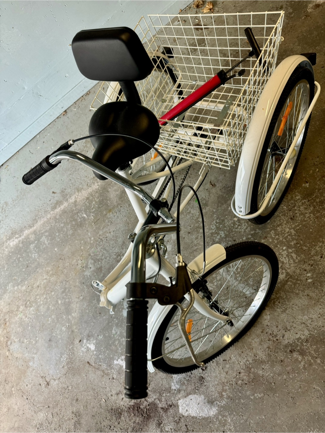 Foldable Tricycle 24” with basket