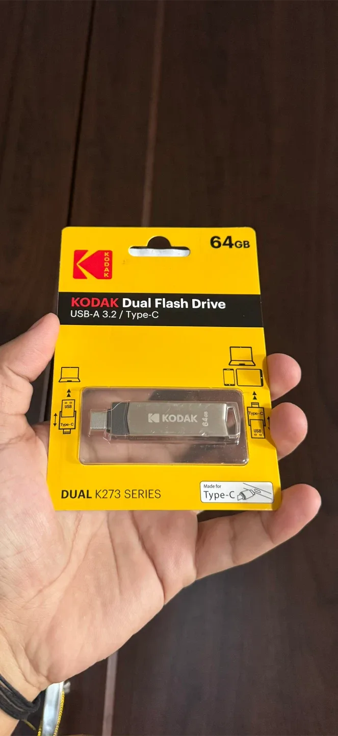 New Kodak Dual Flash Drive 64GB USB-A/Type-C thumbnail