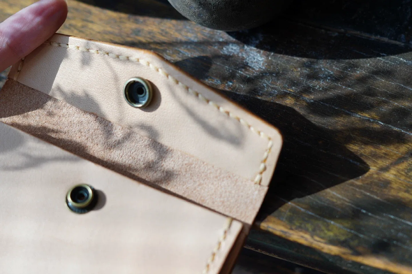 Handmade Leather Pouch, Pocket, Card Holder image indicator(3)