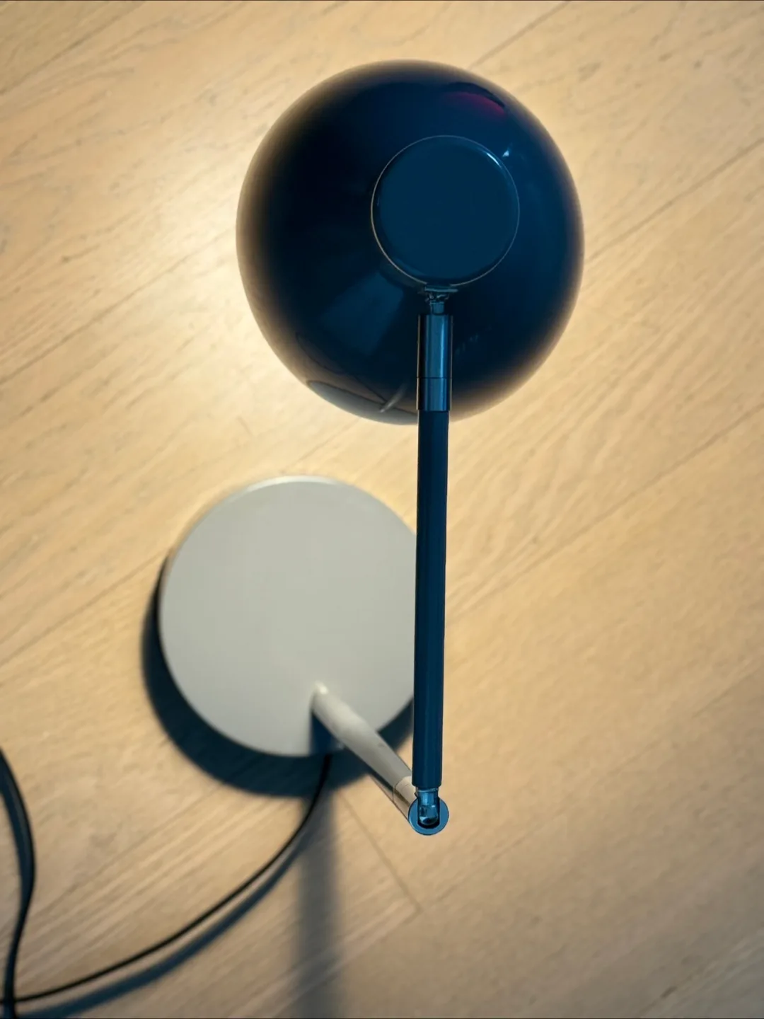 Touch Gray Desk Lamp image indicator(8)