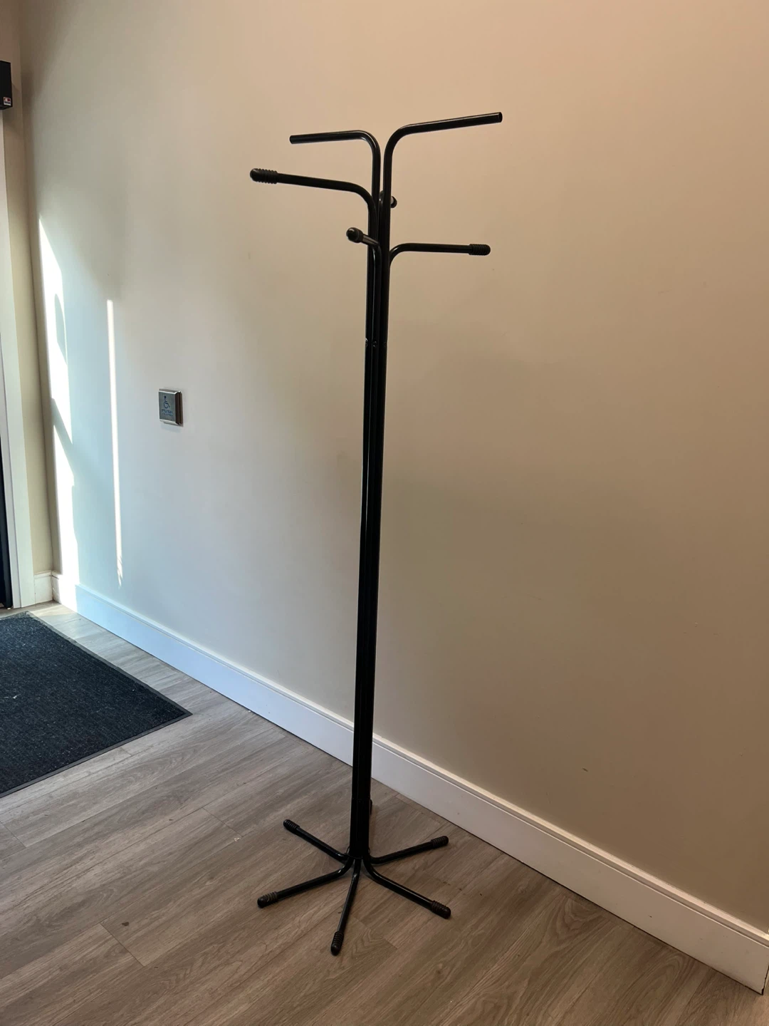 Black Metal Coat Rack Stand