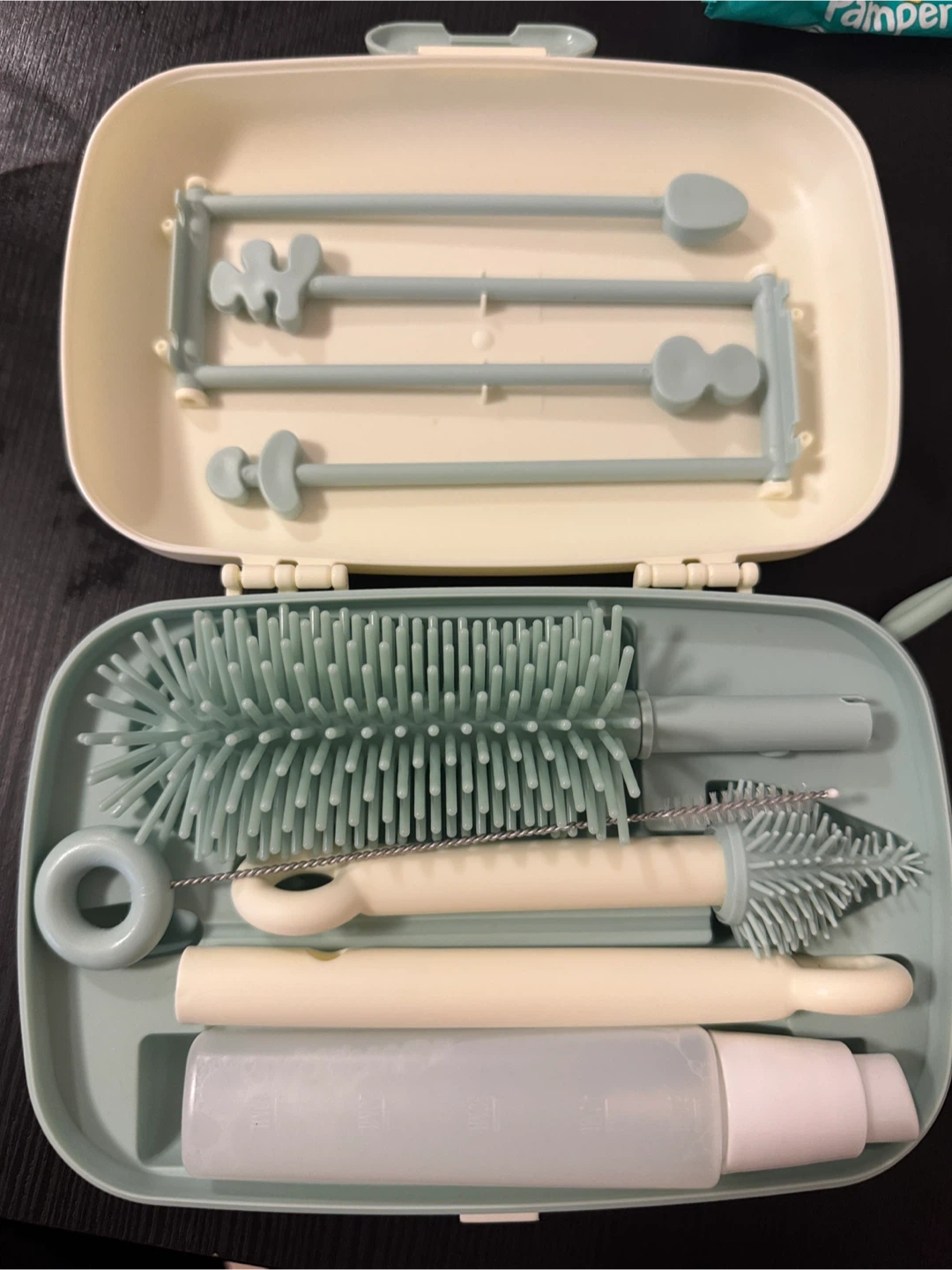Momcozy bottle cleaning kit