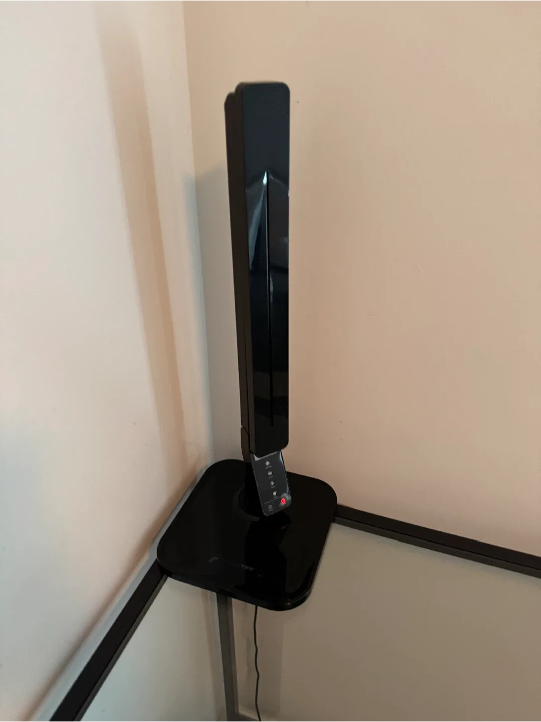 🥕 IKEA VITTSJO DESK with chair and LED desk lamp image indicator(4)