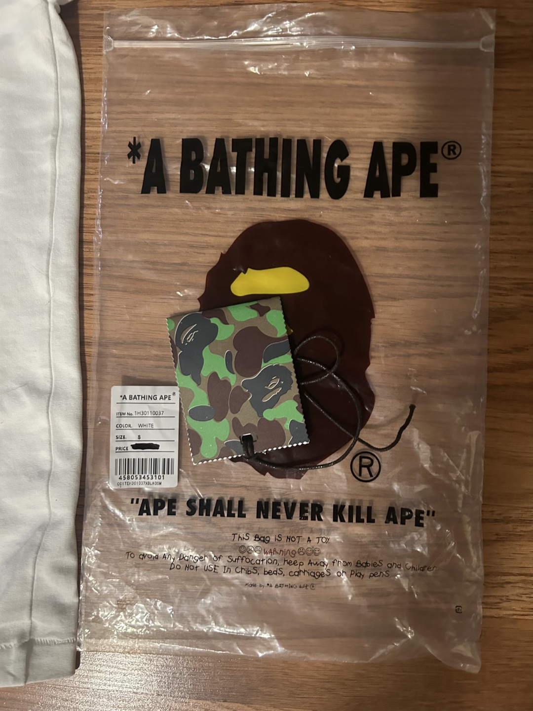 A Bathing Ape (BAPE) White T-Shirt - Size S - photo 4