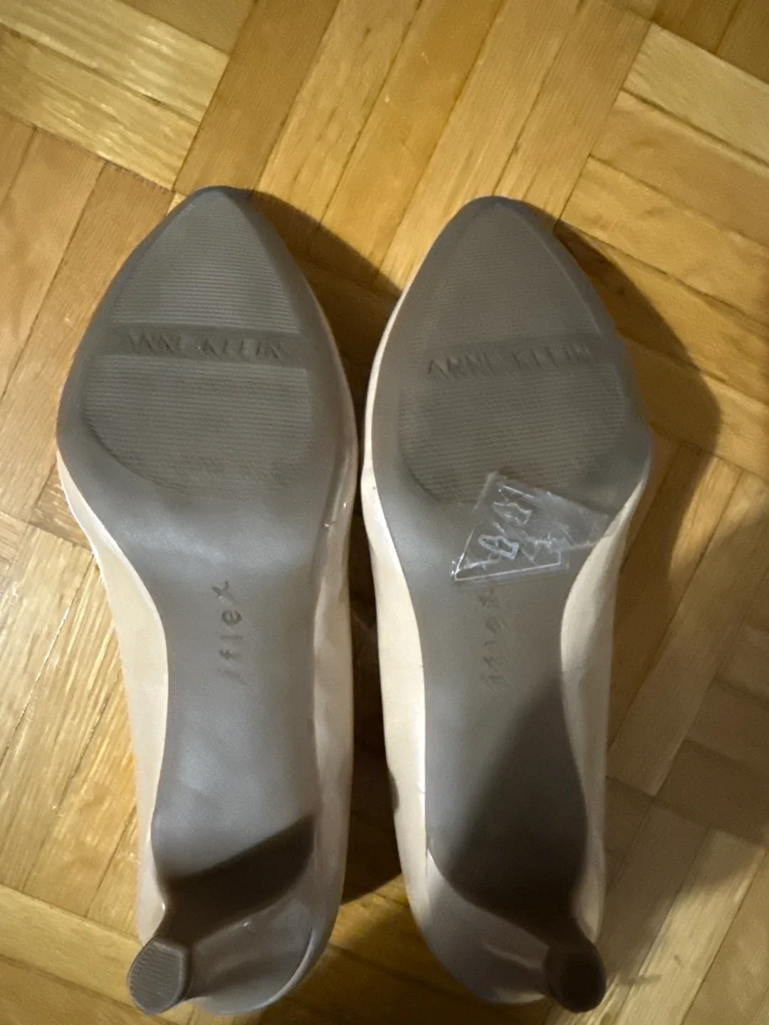 Anne Klein iflex Heels - Size 7 image indicator(4)