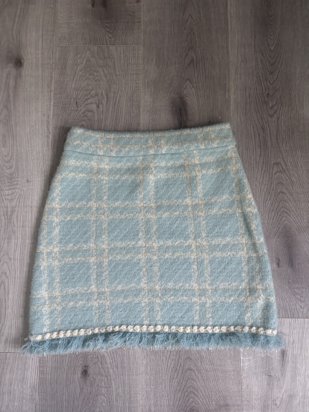 Assorted Skirts & Shorts get all for 15 - photo 4