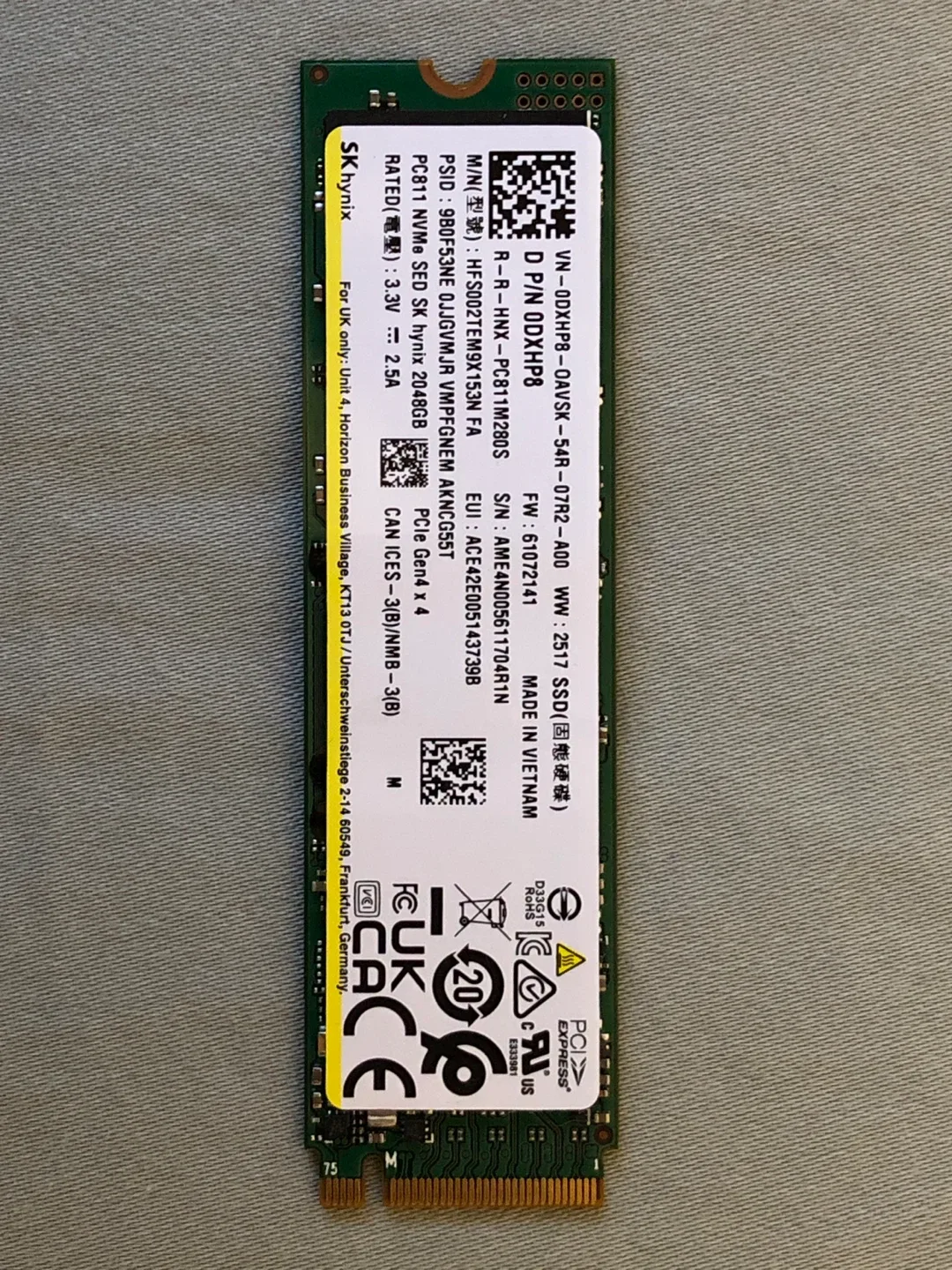 2TB NVMe PCIe Gen4 SSD thumbnail