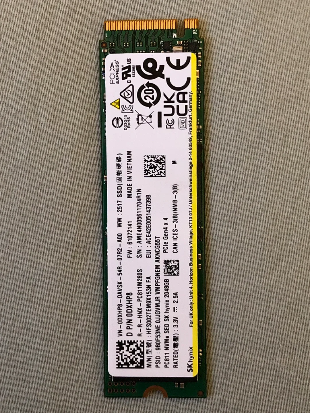 2TB NVMe PCIe Gen4 SSD image indicator(2)