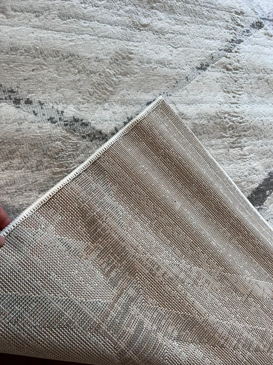 Area Rug image indicator(2)