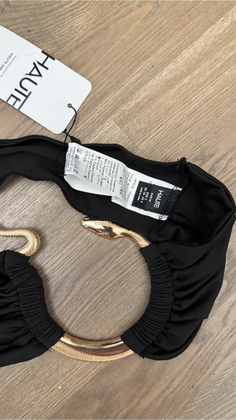 New with Tags HAUTE Bandeau Snake Top image indicator(3)