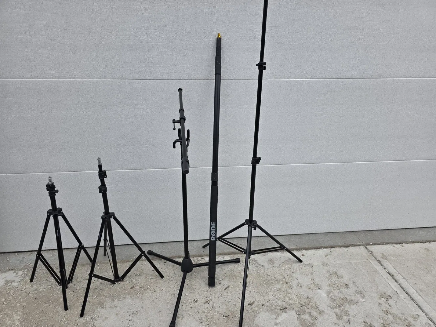 Rode Microphone Stands - 4 stands thumbnail