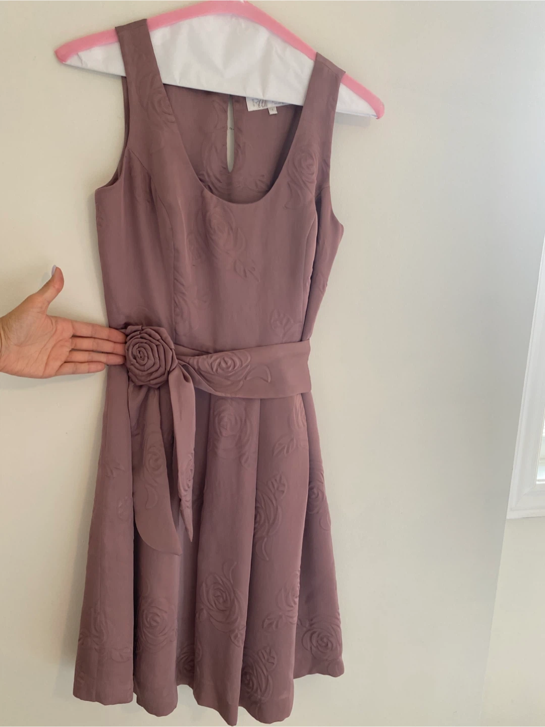 Mauve Sleeveless Dress with Rose Pattern - photo 2