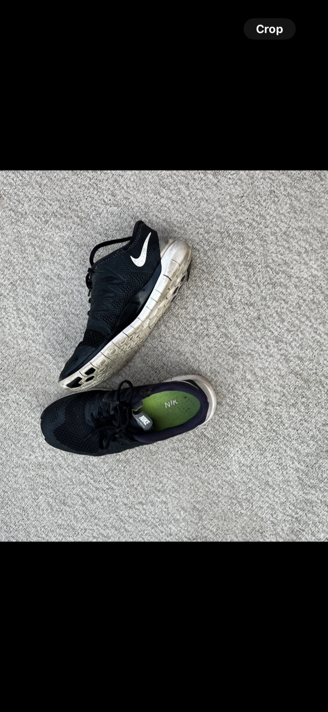 Nike Ladies Running Shoes Size 8, $35 - photo 2