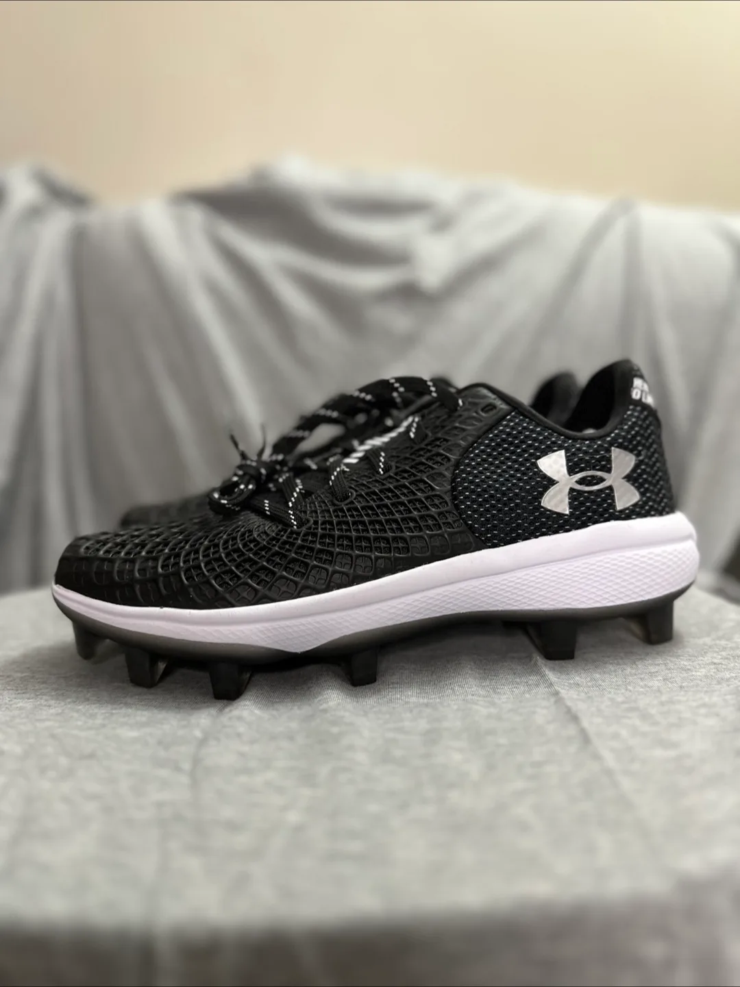 Under Armour Football Cleats - Size 9 thumbnail