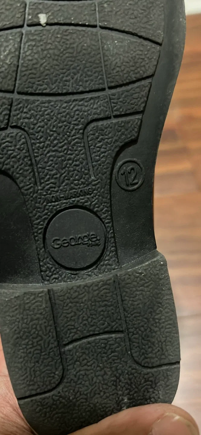 Boys dress shoes(kids size 12) image indicator(4)